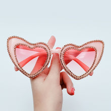 Load image into Gallery viewer, Women  Diamond Heart Sunglasses Vintage Pink Gradient Eyewear Men Cat Eye Trending Shades UV400 Sun Glasses