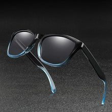 Carica l'immagine nel visualizzatore di Gallery, Fashion Women Polarized Pochromic Sunglasses Men Classic Square Chameleon Sun Glasses Change Color Eyeware Driving Goggles
