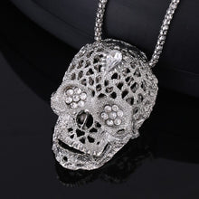Carica l&#39;immagine nel visualizzatore di Gallery, Fashion boutique mosaic zircon shiny skull man necklace wild retro long punk style sweater pendant banquet gift jewelry
