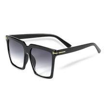 Carica l'immagine nel visualizzatore di Gallery, square sunglasses designer  women's cat eye sunglasses classic retro glasses UV400