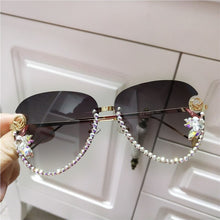 Carica l'immagine nel visualizzatore di Gallery, sunglasses women Vintage designer crsytal sun glasses rimiless cat eye sunglasses ladeis F letter eyeglasses