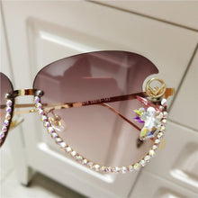 Carica l'immagine nel visualizzatore di Gallery, sunglasses women Vintage designer crsytal sun glasses rimiless cat eye sunglasses ladeis F letter eyeglasses