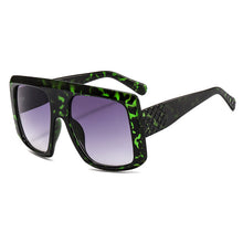 Load image into Gallery viewer, Flat Top Oversize Square Sunglasses Women Retro Gradient Sun Glasses Leopard Big Frame Vintage Sunglasses Eyewear UV400