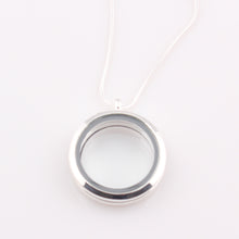Carica l&#39;immagine nel visualizzatore di Gallery, Float Locket Necklace Glass Float Charms Memory Locket Pendant Chain Necklace ZN94