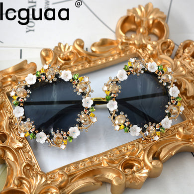 Flower Bee Decor Sunglasses Women Brand Designer Crystal Baroque Sunglasses Hollow Accessories Ladies Vintage Shades