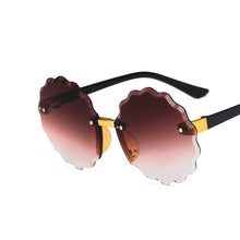 Load image into Gallery viewer, Flower Wave Round Sunglasses For Boys Girls Children Rimless Gradient Mirrors Eyewear Summer Cute Baby Kids Sun Glasses Shades