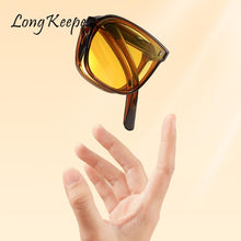 Load image into Gallery viewer, Folding Sunglasses Light Sunglasses Women Design Brand Protection Portable Sunglasses Men Driving Retro Outdoor Glasses Uv