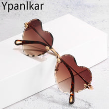 Load image into Gallery viewer, Frameless Sunglasses Euramerican Personality Street Snap Heart-shaped Sunglasses Sunglasses Female Love Women