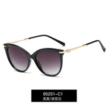 Load image into Gallery viewer, metal diamond technology Temple Women&#39;s yuansufeng glasses Sunglasses