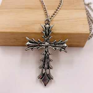 Vendita calda The Movie Fast and Furious Collana con ciondolo Dominic Toretto Cross Pendenti da uomo per gioielli da uomo Collana in cristallo 