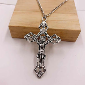 Vendita calda The Movie Fast and Furious Collana con ciondolo Dominic Toretto Cross Pendenti da uomo per gioielli da uomo Collana in cristallo 