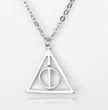 Load image into Gallery viewer, Hot salling Fashion jewelry Harry Magic Scho Badge Potter Necklace movie jewelry