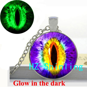 GL-00526 New Fashion Glowing Jewelry Dragon Eye Pendant Necklace Glowing Jewelry Glass Cabochon Necklace Pendant