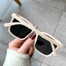 Load image into Gallery viewer, Gafas de sol clásicas para hombre y mujer, lentes de sol unisex de estilo Vintage, cuadradas, oversize, 2023