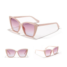 Load image into Gallery viewer, Gafas de sol clásicas para mujer, anteojos de sol femeninos de estilo clásico, a la moda, con diseño de ojo de gato, de marca de lujo, con UV400, 2023