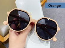Load image into Gallery viewer, Gafas de sol con montura redonda, lentes de sol con montura redonda personalizada, estilo moderno, combina con todo, tendencia Ins, Color caramelo, con marco grande, 2023