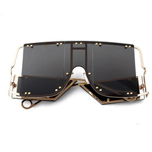Load image into Gallery viewer, Gafas de sol cuadradas a la moda para mujer y hombre, nuevas grandes, con espejo, marca de lujo, con remache de Metal, tendencia única