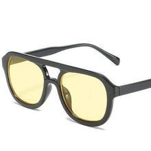 Load image into Gallery viewer, Gafas de sol cuadradas con doble puente para mujer, anteojos de sol femeninos de estilo veraniego, con marco grande, color amarillo, con borde grueso, de plástico