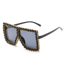 Load image into Gallery viewer, Gafas de sol cuadradas de gran tamaño para mujer, lentes de sol de diamante de colores con marco grande, de lujo, de cristal, gafas de diamantes falsos, UV400, 2023