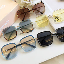 Load image into Gallery viewer, Gafas de sol cuadradas de leopardo azul para mujer, anteojos de sol unisex con montura de Color, de gran calidad, con uv400