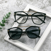 Load image into Gallery viewer, Gafas de sol cuadradas para mujer, anteojos de sol femeninos a la moda, de marca de lujo internacional, tendencia de diseñador, Fiesta al aire libre, 2023