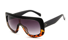 Load image into Gallery viewer, Gafas de sol de diseñador de lujo para mujer, lentes de sol de moda, lentes de sol Vintage para mujer, gafas de sol femeninas