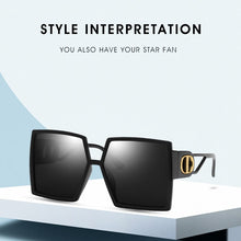 Load image into Gallery viewer, Gafas de sol de diseño de marca para mujer, lentes de sol de gran tamaño con marco hueco de lujo, con forma de mariposa, Anti-UV, para viajes en la playa, UV400