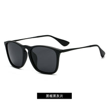 Load image into Gallery viewer, Gafas de sol polarizadas clásicas Retro Para hombre y mujer, anteojos de sol de lujo con espejo negro, cuadradas pequeñas Vintage, UV400