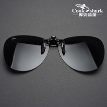 Load image into Gallery viewer, Gafas de sol polarizadas con clip para hombre y mujer, lentes de sol polarizadas con clip para conducir, miopía, protección UV