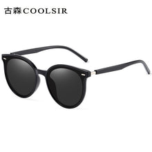 Load image into Gallery viewer, Gafas de sol polarizadas con protección UV para hombre y mujer, anteojos de sol unisex finos para conducir, 8911