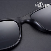 Load image into Gallery viewer, Gafas de sol polarizadas para hombre, lentes de sol masculinas con protección UV, lentes de conducción con espejo influjo, 2023
