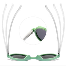 Load image into Gallery viewer, Gafas de sol polarizadas para niños y niñas de 3 a 9 años, Montura elástica