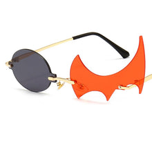 Load image into Gallery viewer, Gafas de sol sin montura para hombre y mujer, lentes de sol sin montura, irregulares, doradas, UV400, modernas, personalizadas, para exteriores, 2023