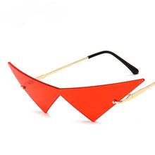 Load image into Gallery viewer, Gafas de sol triangulares para hombre y mujer, nuevas grandes y únicas, con marco grande, personalizadas, a la moda, lujosas, doradas, UV400, 2023