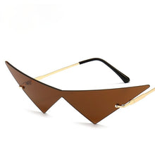 Load image into Gallery viewer, Gafas de sol triangulares para hombre y mujer, nuevas grandes y únicas, con marco grande, personalizadas, a la moda, lujosas, doradas, UV400, 2023