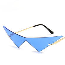 Load image into Gallery viewer, Gafas de sol triangulares para hombre y mujer, nuevas grandes y únicas, con marco grande, personalizadas, a la moda, lujosas, doradas, UV400, 2023