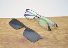 Carica l&#39;immagine nel visualizzatore di Gallery, Glasses Half Frame Square Male Wide Face Myopia Eyeglasses With Magnet Polarized Lens Sunglasses UltraLlight  Big Face Driving