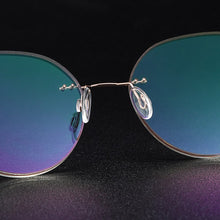 Carica l&#39;immagine nel visualizzatore di Gallery, Gmei Optical Golden Titanium Alloy Rimless Women Glasses Frame Gradient Tinted Plano Lenses Coloured Border Men&#39;s Eyewear Q90020
