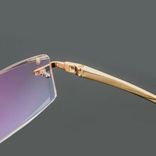 Load image into Gallery viewer, Gmei Optical Phantom trimming titanium eyewear male model diamond trimming Gold rimless finished prescription glassses for Men