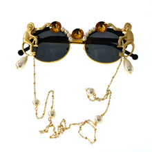 Carica l'immagine nel visualizzatore di Gallery, Gold Monkey Baroque Sunglasses Women Brand Retro Leopard Beach Metal Chain Pearl Cat Eye Ladies Sun Glasses Lunette Soleil Femme