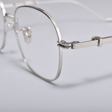 Load image into Gallery viewer, Prescription Eyeglasses Frame With clip sunglasses men Women square Myopia Optical Gentle  Diplo-lone wolf 032  Reading glasses