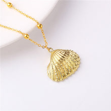 Load image into Gallery viewer, Conch Shell Necklace Sea Beach Shell Chain Pendant Necklace For Women Collier Femme Shell Cowrie Summer Jewelry Bohemian