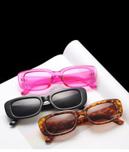 Carica l'immagine nel visualizzatore di Gallery, Occhiali da sole oversize di lusso da donna Occhiali da sole retrò da donna Occhiali firmati di marca per donna Specchio Oculos De Sol Feminino 