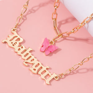 Moda farfalla acrilica Old English Font pendenti Collana doppio strato acido acetico Collana per bambina Girocollo Gioielli di dichiarazione 