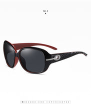 Load image into Gallery viewer, 2022 New Sunglasses Female Polarized Sun glasses 2012 Diamond Fashion Classic Big Frame Glasses Women Vintage oculos de sol