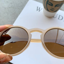 Load image into Gallery viewer, Oulylan Retro Round Sunglasses Women Men Classic Brand Leopard Green Sun Glasses Shades Ladies UV400 Sunglass Oval Eyewear