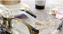 Carica l&#39;immagine nel visualizzatore di Gallery, Transparent Clear Optical Glasses Frame Women Retro Round Anti Blue Light Eyeglasses Frame Prescription Myopia Eyewear Frame