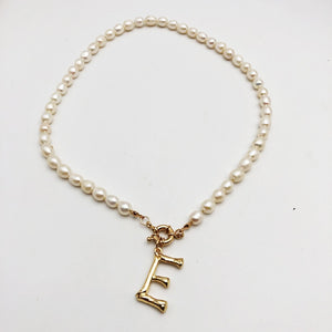 Real Pearl Necklace Choker Alphabet A-Z Initial Pearl Necklace Stainless Steel Buckle GoldColor Pendant Freshwater Pearl Jewelry