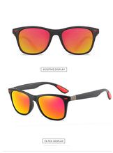 Carica l'immagine nel visualizzatore di Gallery, Square Retro Rivet Polarized Sunglasses UV400 Men's Glasses Classic Driving Sunglasses Oversized Sunglasses Men