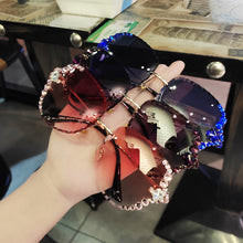 Load image into Gallery viewer, 2022 New Colorful Diamond Sunglasses Ladies Luxury Fashion One-piece Square Sunglasses Gradient Color Retro Punk Glasses UV400